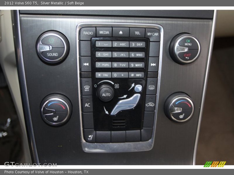 Silver Metallic / Soft Beige 2012 Volvo S60 T5