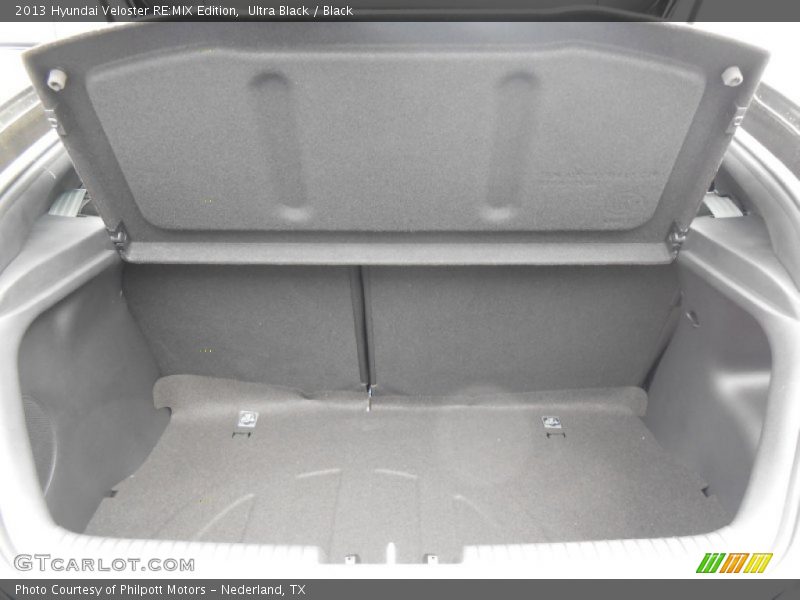  2013 Veloster RE:MIX Edition Trunk