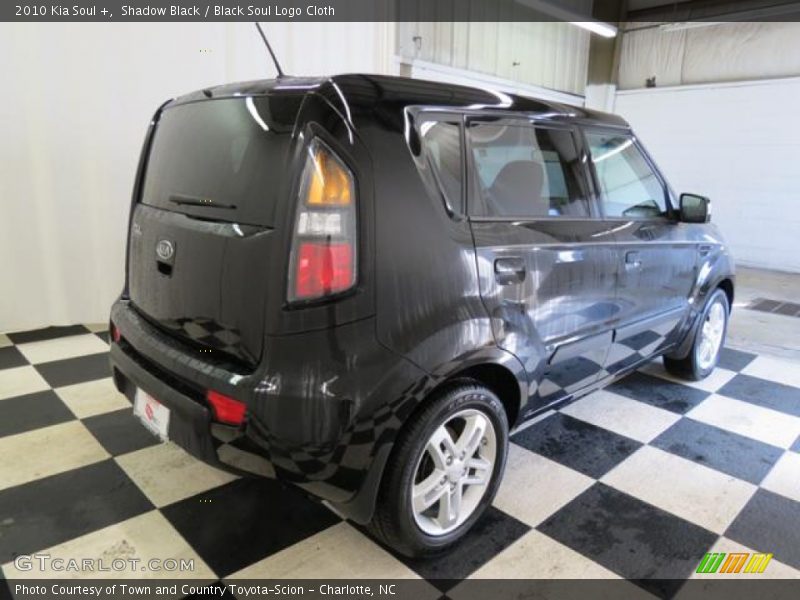 Shadow Black / Black Soul Logo Cloth 2010 Kia Soul +