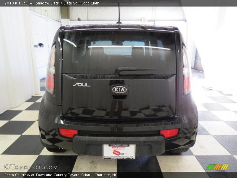 Shadow Black / Black Soul Logo Cloth 2010 Kia Soul +