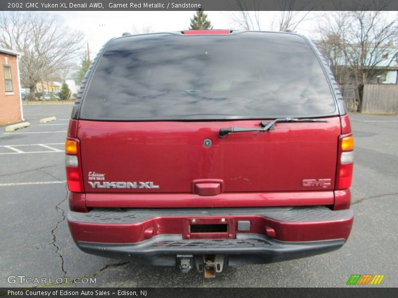 Garnet Red Metallic / Sandstone 2002 GMC Yukon XL Denali AWD