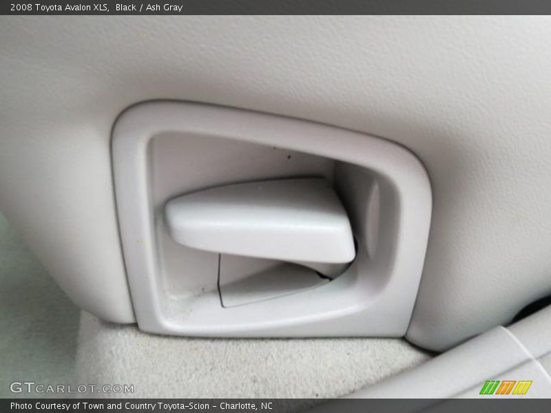 Black / Ash Gray 2008 Toyota Avalon XLS