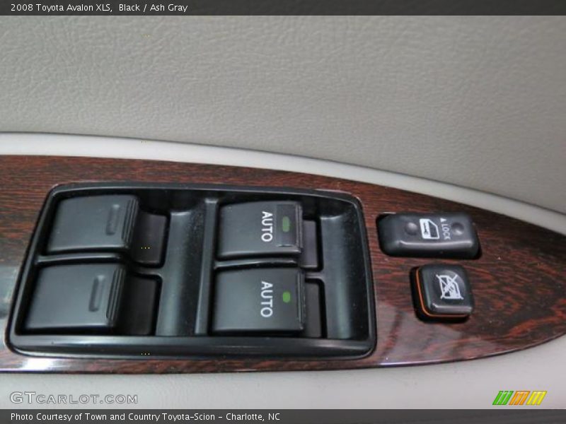 Black / Ash Gray 2008 Toyota Avalon XLS