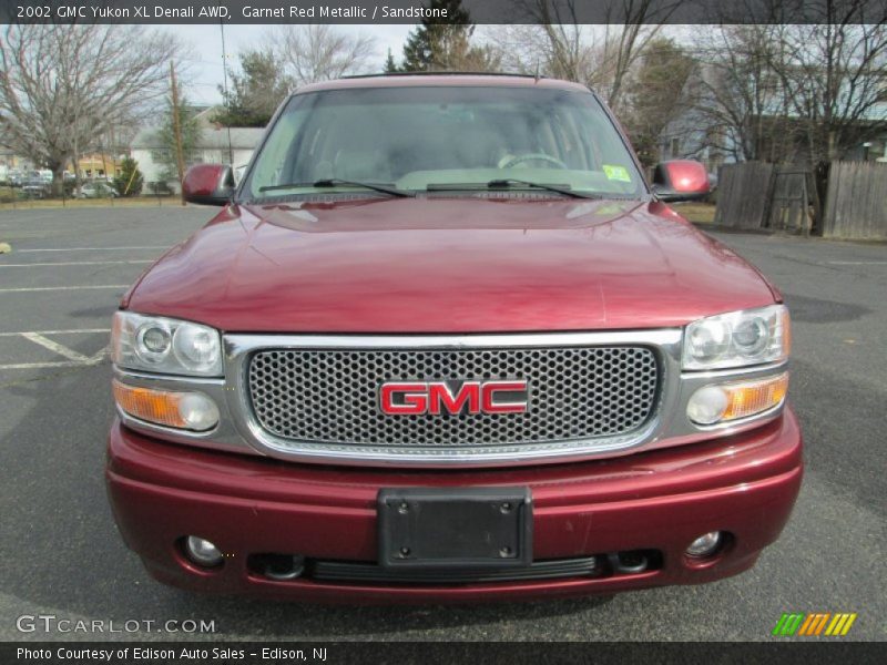 Garnet Red Metallic / Sandstone 2002 GMC Yukon XL Denali AWD