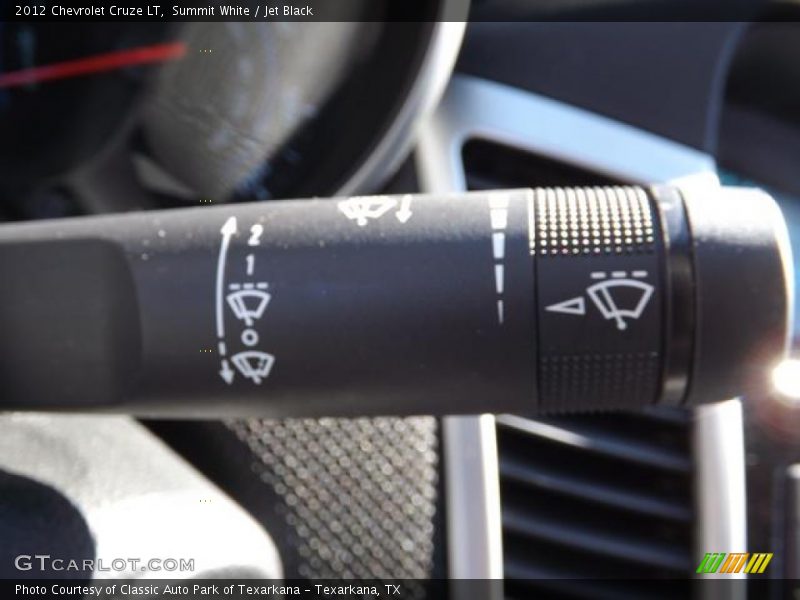 Summit White / Jet Black 2012 Chevrolet Cruze LT