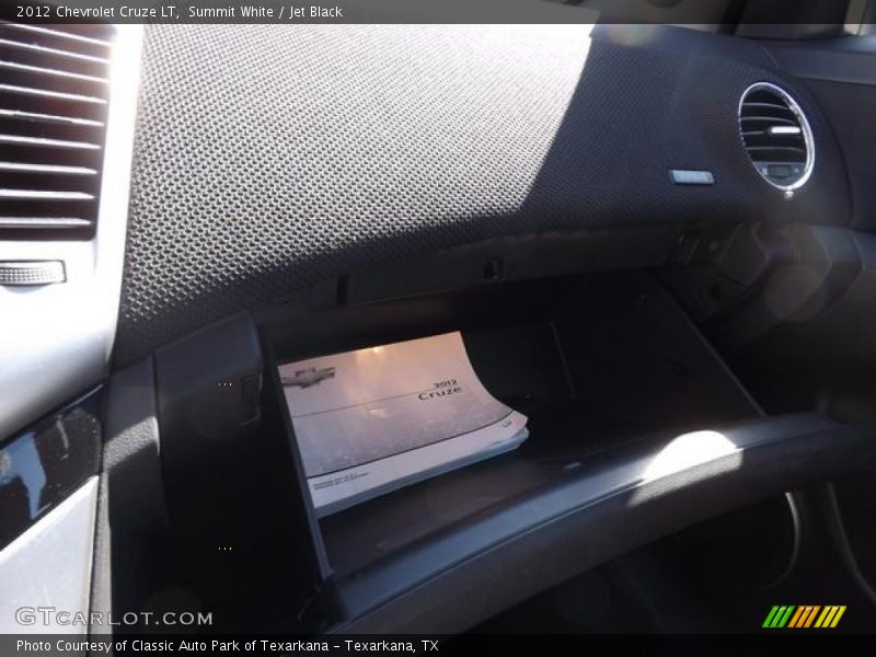 Summit White / Jet Black 2012 Chevrolet Cruze LT