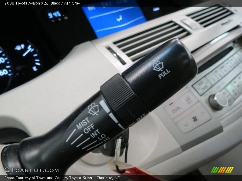 Black / Ash Gray 2008 Toyota Avalon XLS
