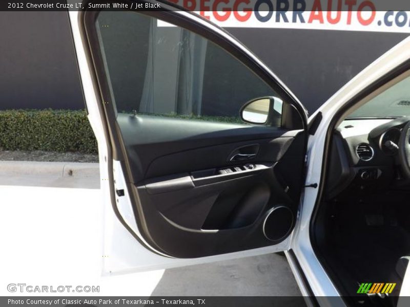 Summit White / Jet Black 2012 Chevrolet Cruze LT