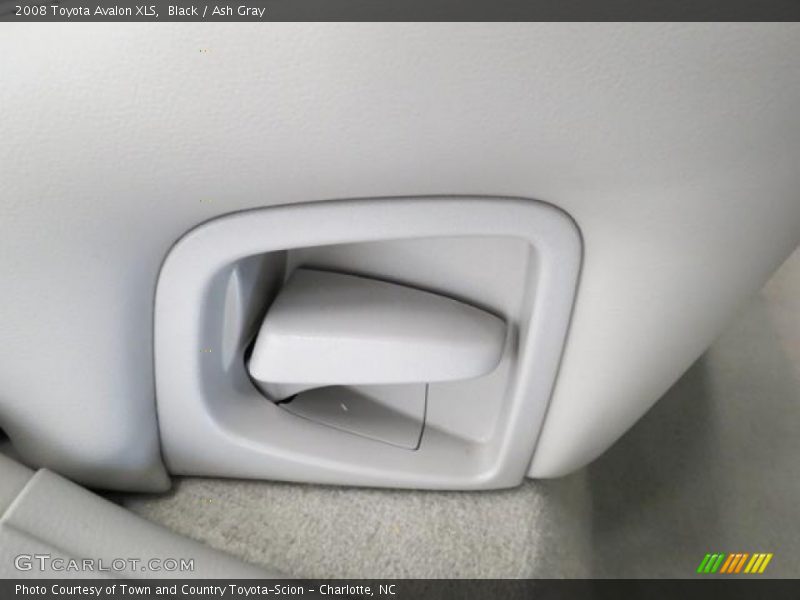 Black / Ash Gray 2008 Toyota Avalon XLS