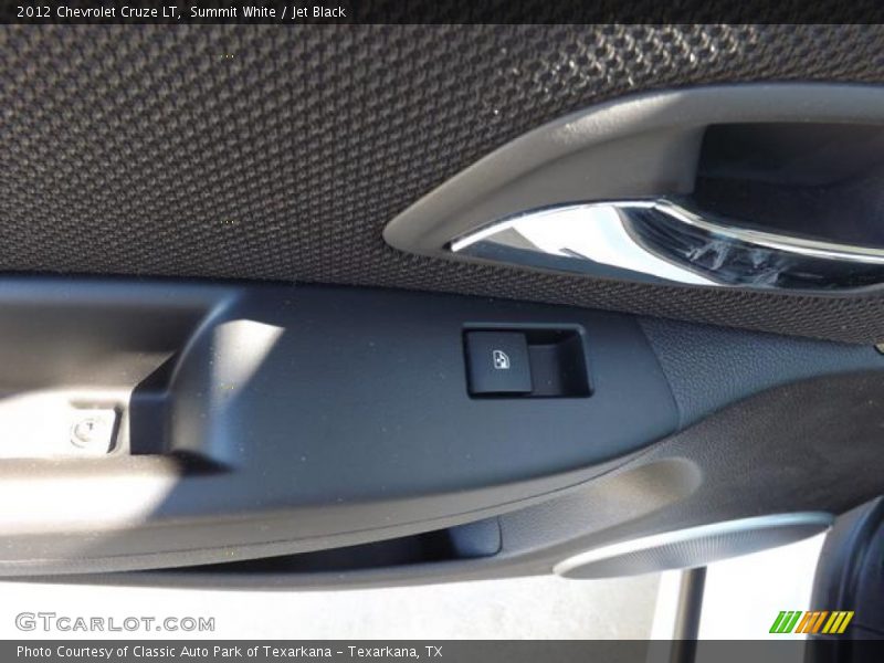 Summit White / Jet Black 2012 Chevrolet Cruze LT
