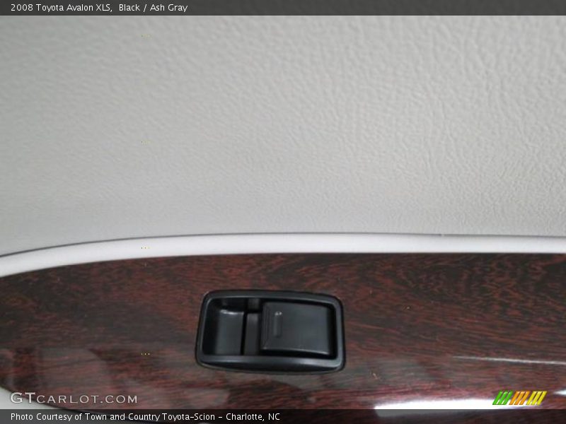 Black / Ash Gray 2008 Toyota Avalon XLS