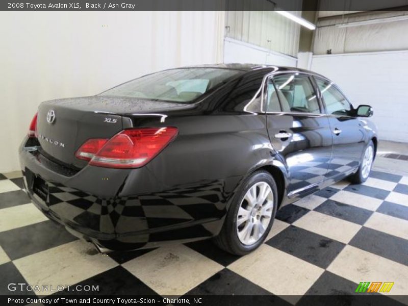 Black / Ash Gray 2008 Toyota Avalon XLS