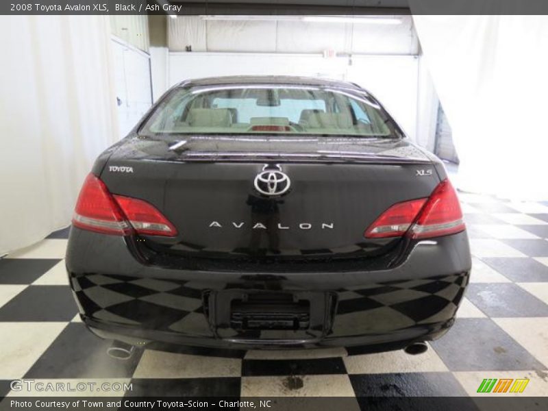 Black / Ash Gray 2008 Toyota Avalon XLS