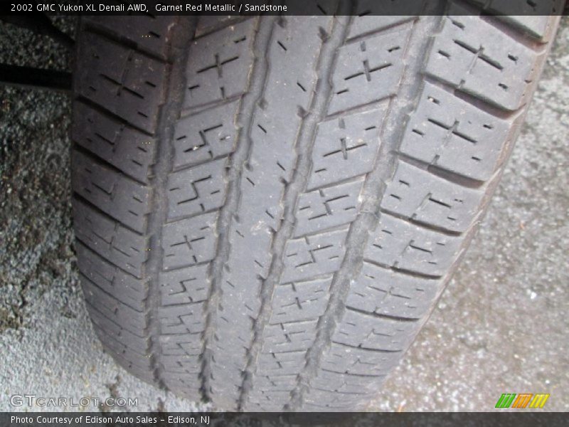 Garnet Red Metallic / Sandstone 2002 GMC Yukon XL Denali AWD