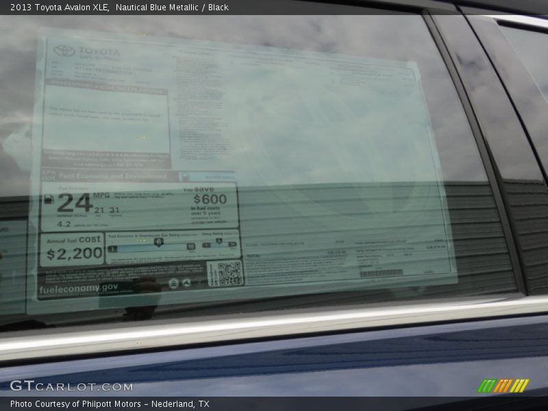Nautical Blue Metallic / Black 2013 Toyota Avalon XLE