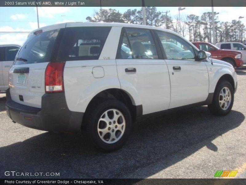 White / Light Tan 2003 Saturn VUE V6 AWD