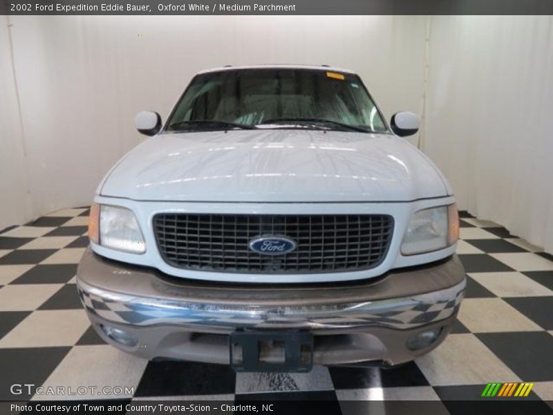 Oxford White / Medium Parchment 2002 Ford Expedition Eddie Bauer