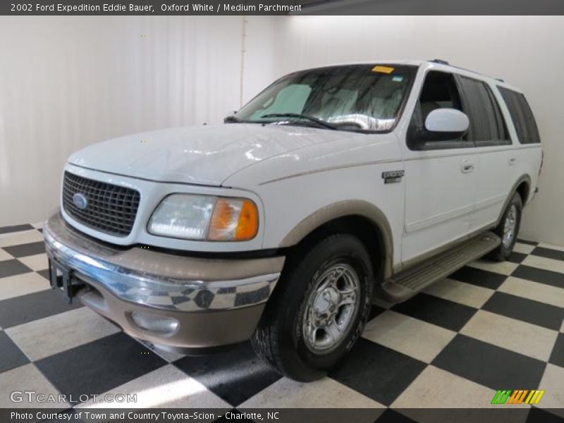 Oxford White / Medium Parchment 2002 Ford Expedition Eddie Bauer