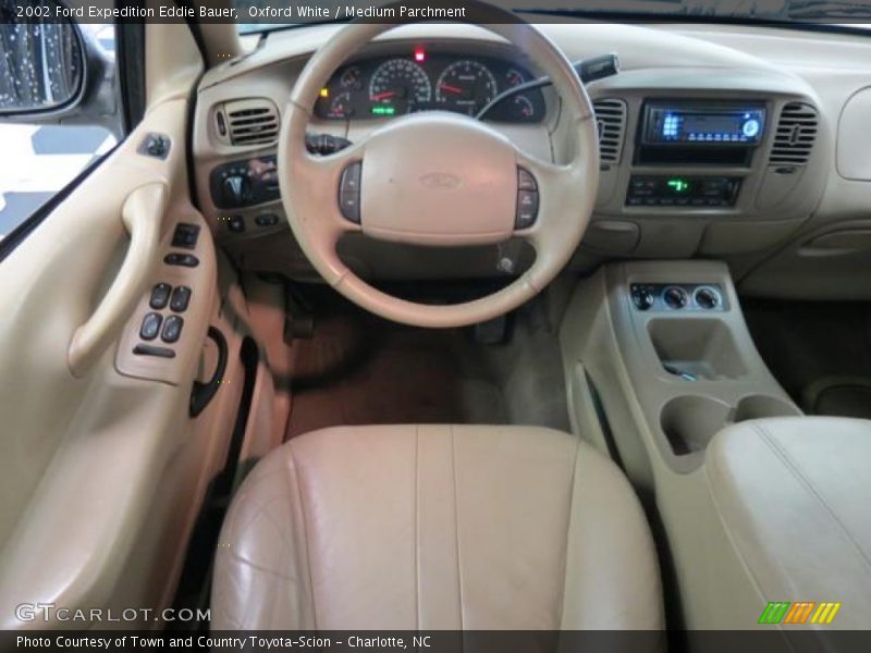 Dashboard of 2002 Expedition Eddie Bauer