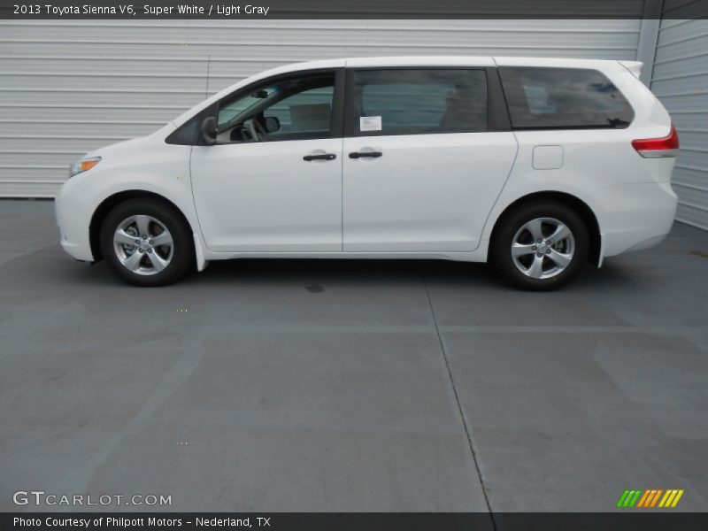 Super White / Light Gray 2013 Toyota Sienna V6
