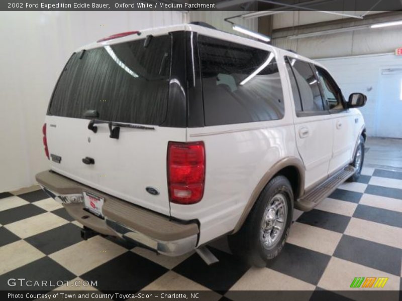 Oxford White / Medium Parchment 2002 Ford Expedition Eddie Bauer