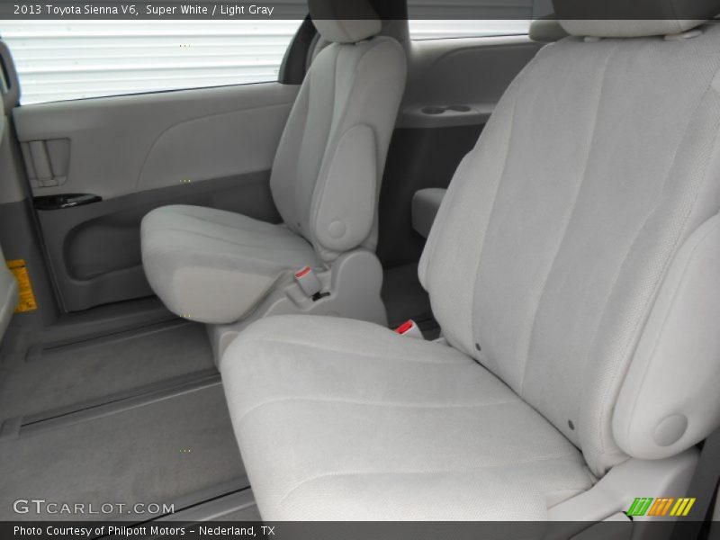 Super White / Light Gray 2013 Toyota Sienna V6