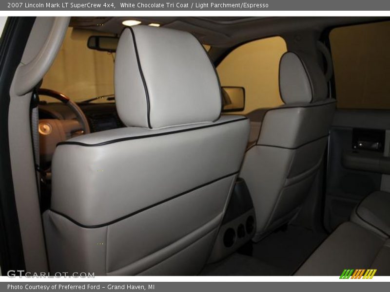 White Chocolate Tri Coat / Light Parchment/Espresso 2007 Lincoln Mark LT SuperCrew 4x4
