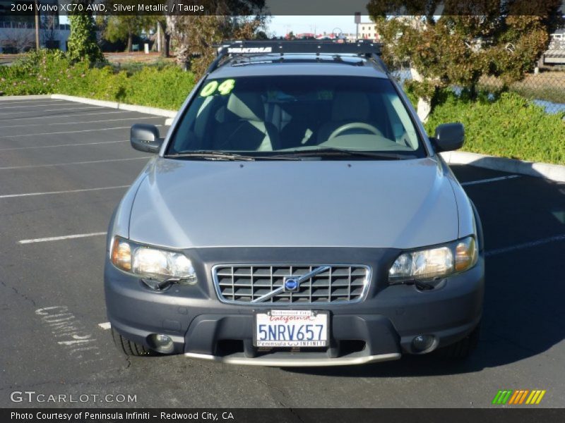 Silver Metallic / Taupe 2004 Volvo XC70 AWD