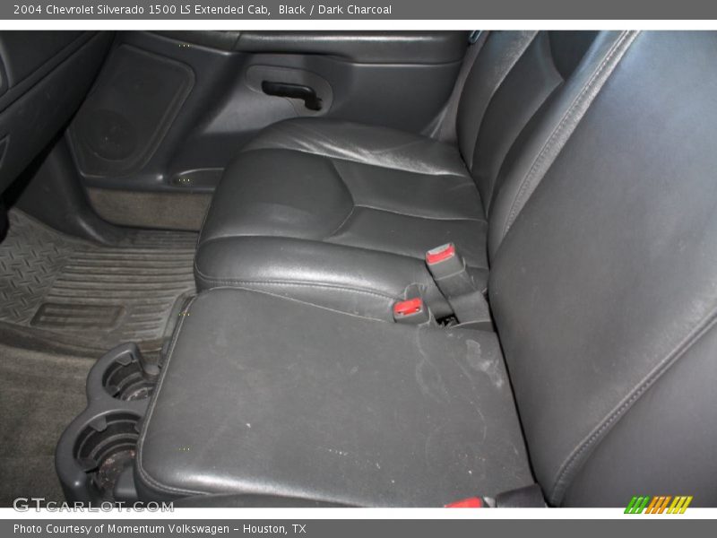 Black / Dark Charcoal 2004 Chevrolet Silverado 1500 LS Extended Cab