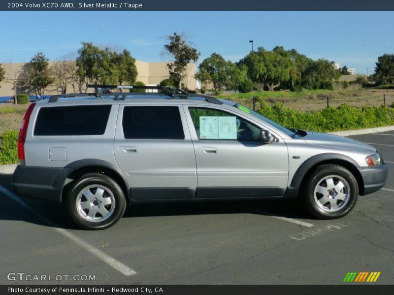 Silver Metallic / Taupe 2004 Volvo XC70 AWD