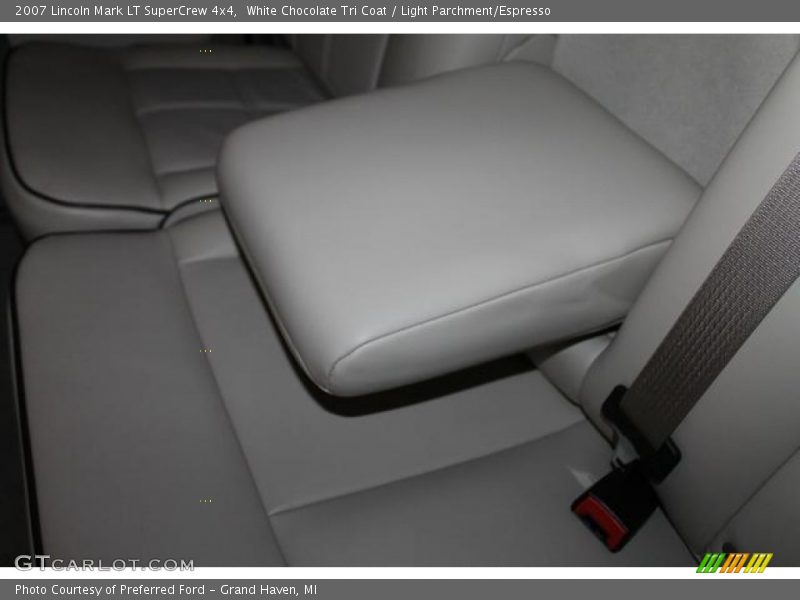 White Chocolate Tri Coat / Light Parchment/Espresso 2007 Lincoln Mark LT SuperCrew 4x4