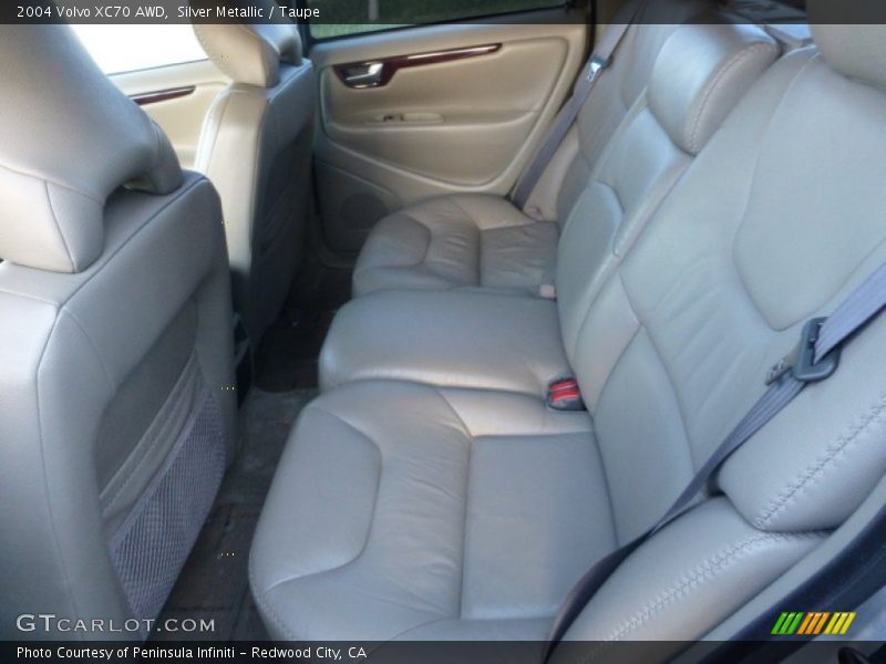 Silver Metallic / Taupe 2004 Volvo XC70 AWD