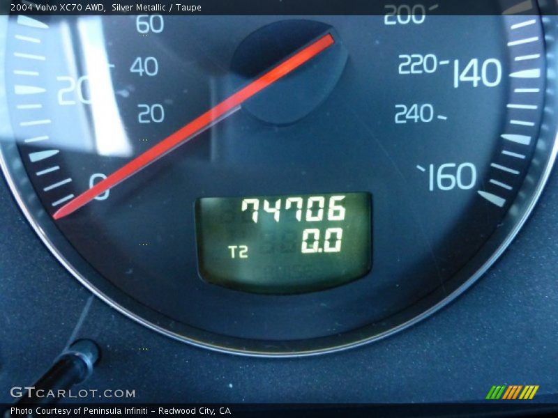 Silver Metallic / Taupe 2004 Volvo XC70 AWD