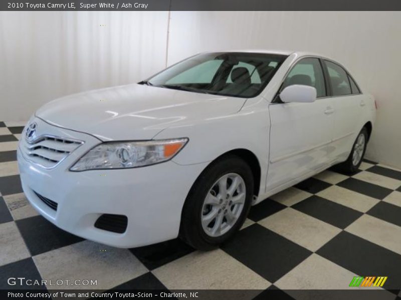 Super White / Ash Gray 2010 Toyota Camry LE