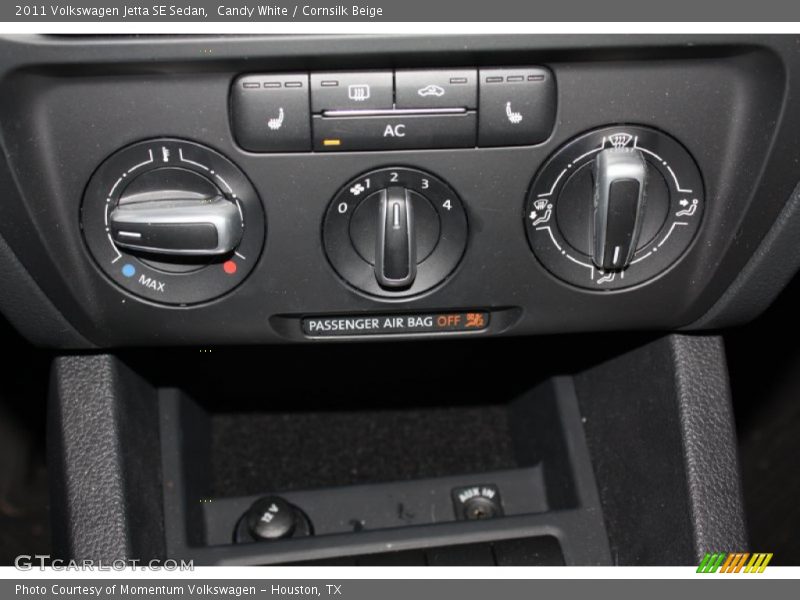 Candy White / Cornsilk Beige 2011 Volkswagen Jetta SE Sedan