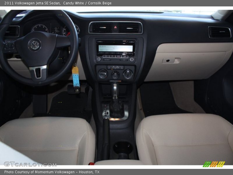 Candy White / Cornsilk Beige 2011 Volkswagen Jetta SE Sedan