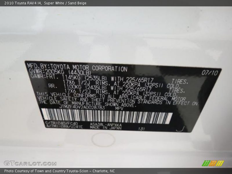 Super White / Sand Beige 2010 Toyota RAV4 I4