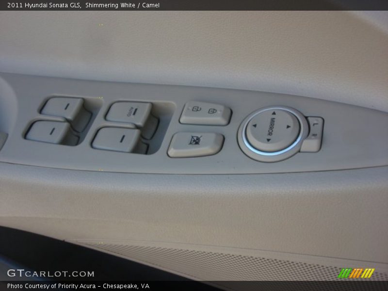 Shimmering White / Camel 2011 Hyundai Sonata GLS