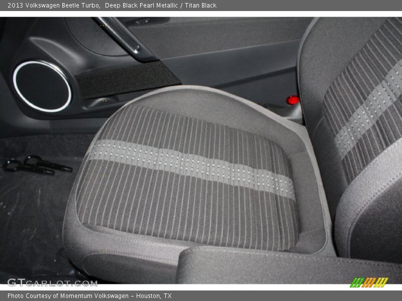 Deep Black Pearl Metallic / Titan Black 2013 Volkswagen Beetle Turbo