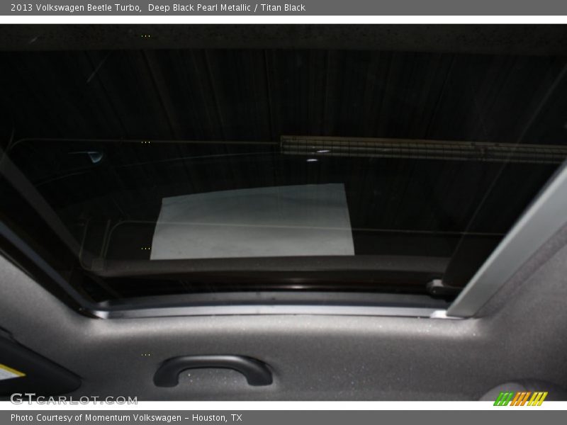 Deep Black Pearl Metallic / Titan Black 2013 Volkswagen Beetle Turbo