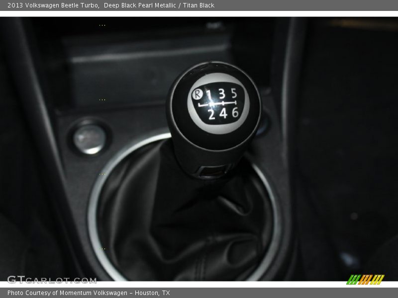 Deep Black Pearl Metallic / Titan Black 2013 Volkswagen Beetle Turbo