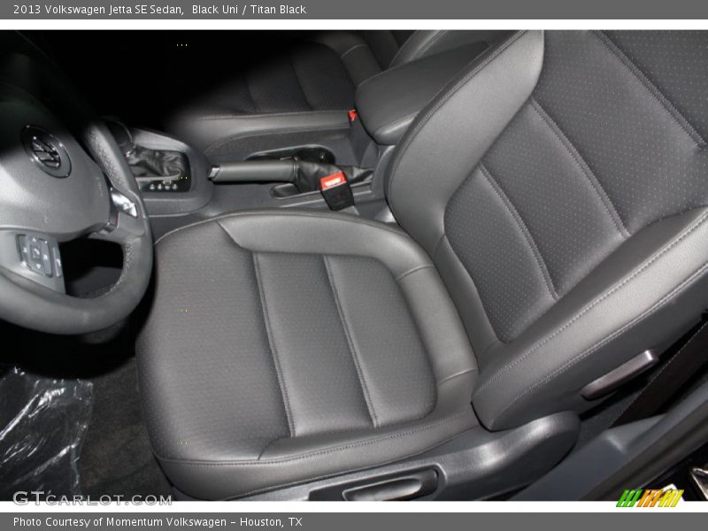 Black Uni / Titan Black 2013 Volkswagen Jetta SE Sedan