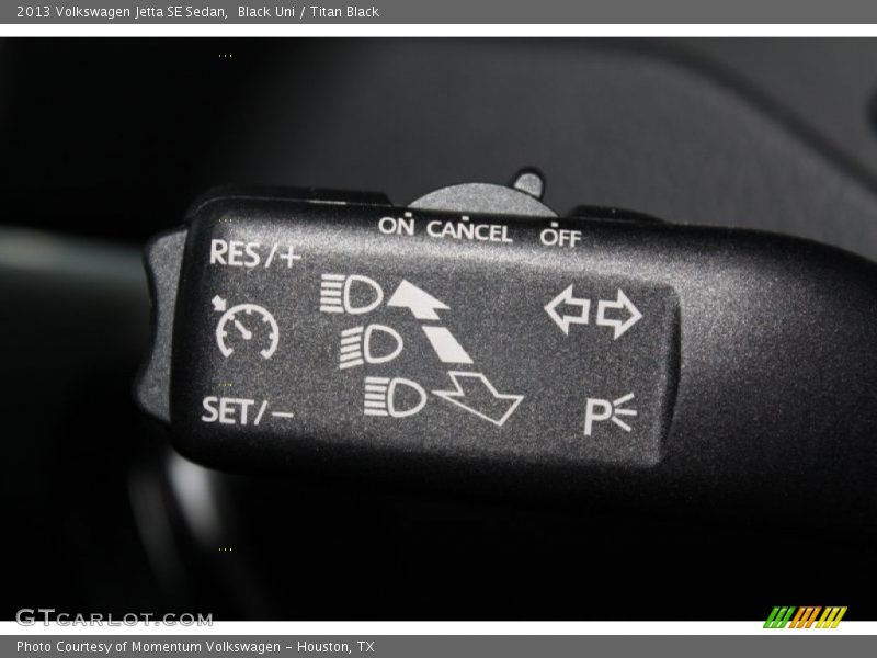 Black Uni / Titan Black 2013 Volkswagen Jetta SE Sedan