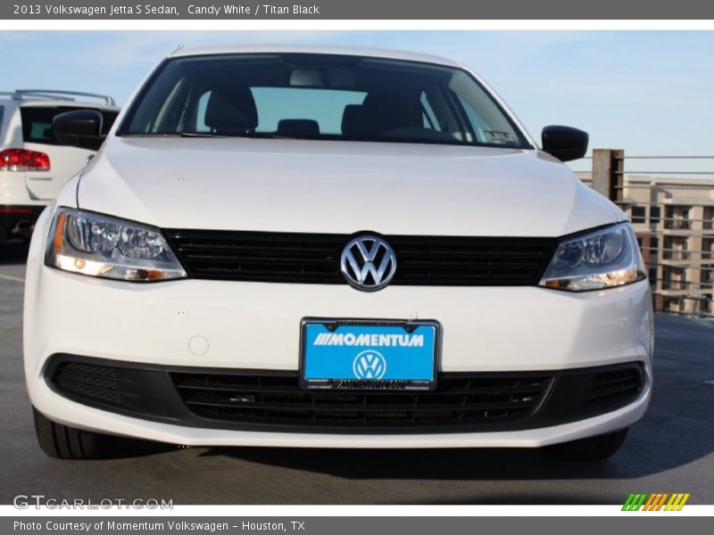 Candy White / Titan Black 2013 Volkswagen Jetta S Sedan