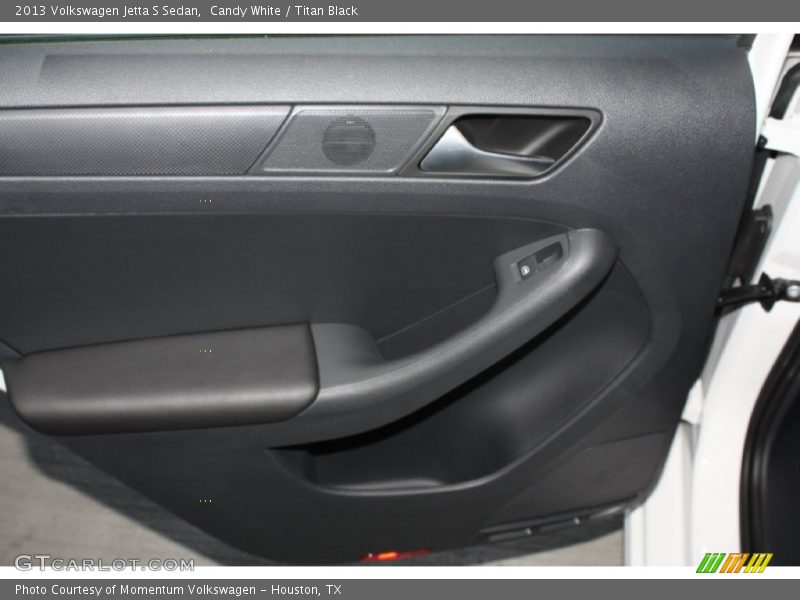 Candy White / Titan Black 2013 Volkswagen Jetta S Sedan
