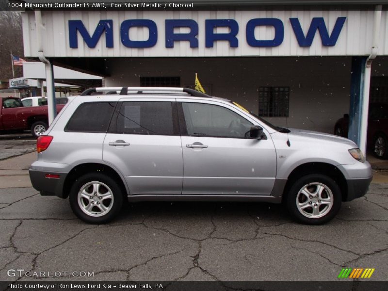 Cool Silver Metallic / Charcoal 2004 Mitsubishi Outlander LS AWD