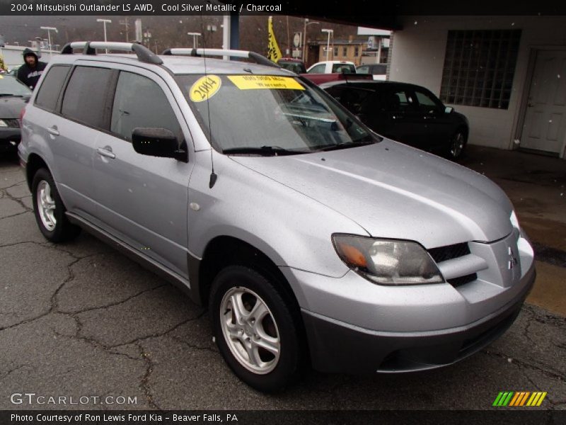 Cool Silver Metallic / Charcoal 2004 Mitsubishi Outlander LS AWD