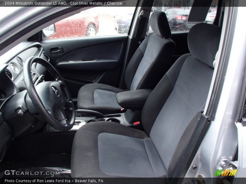 Cool Silver Metallic / Charcoal 2004 Mitsubishi Outlander LS AWD