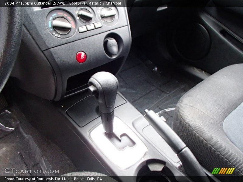 Cool Silver Metallic / Charcoal 2004 Mitsubishi Outlander LS AWD