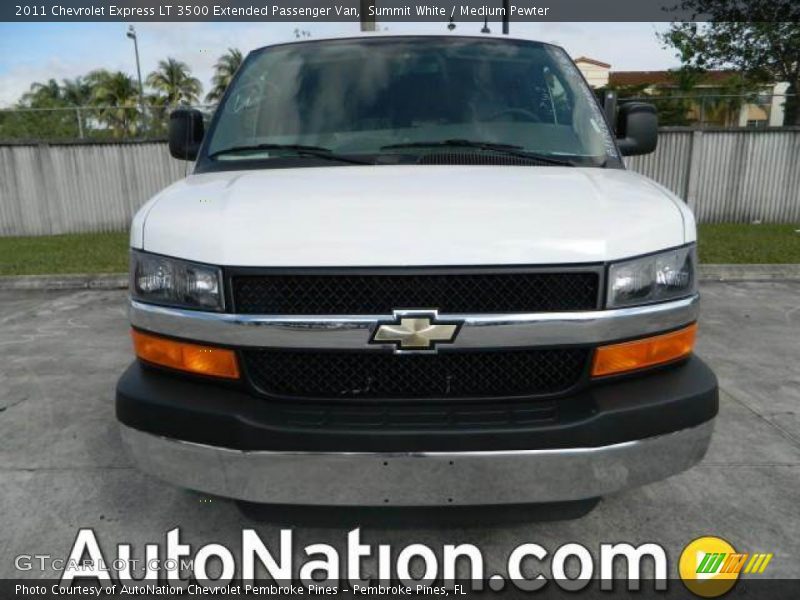 Summit White / Medium Pewter 2011 Chevrolet Express LT 3500 Extended Passenger Van